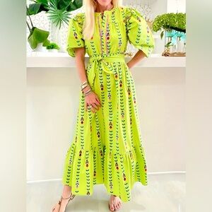 NEW Vibrant Green‎ Patterned Dress